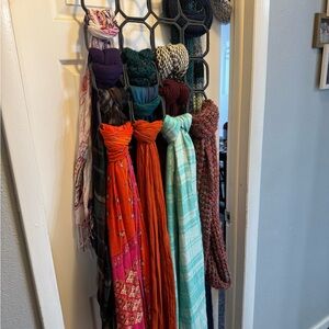 Scarf Lot – 13 Women’s Scarves (Infinity, Knit & Lightweight)